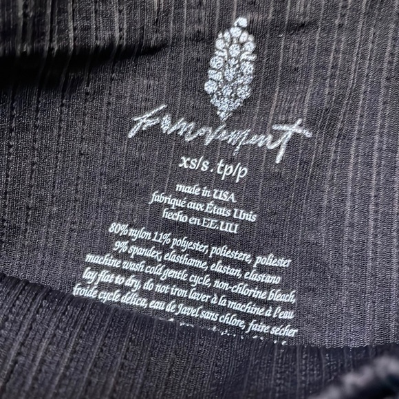 Free People Movement Good Karma High Rise Crop Leggings Washed Black XS/S NEW - Picture 4 of 4